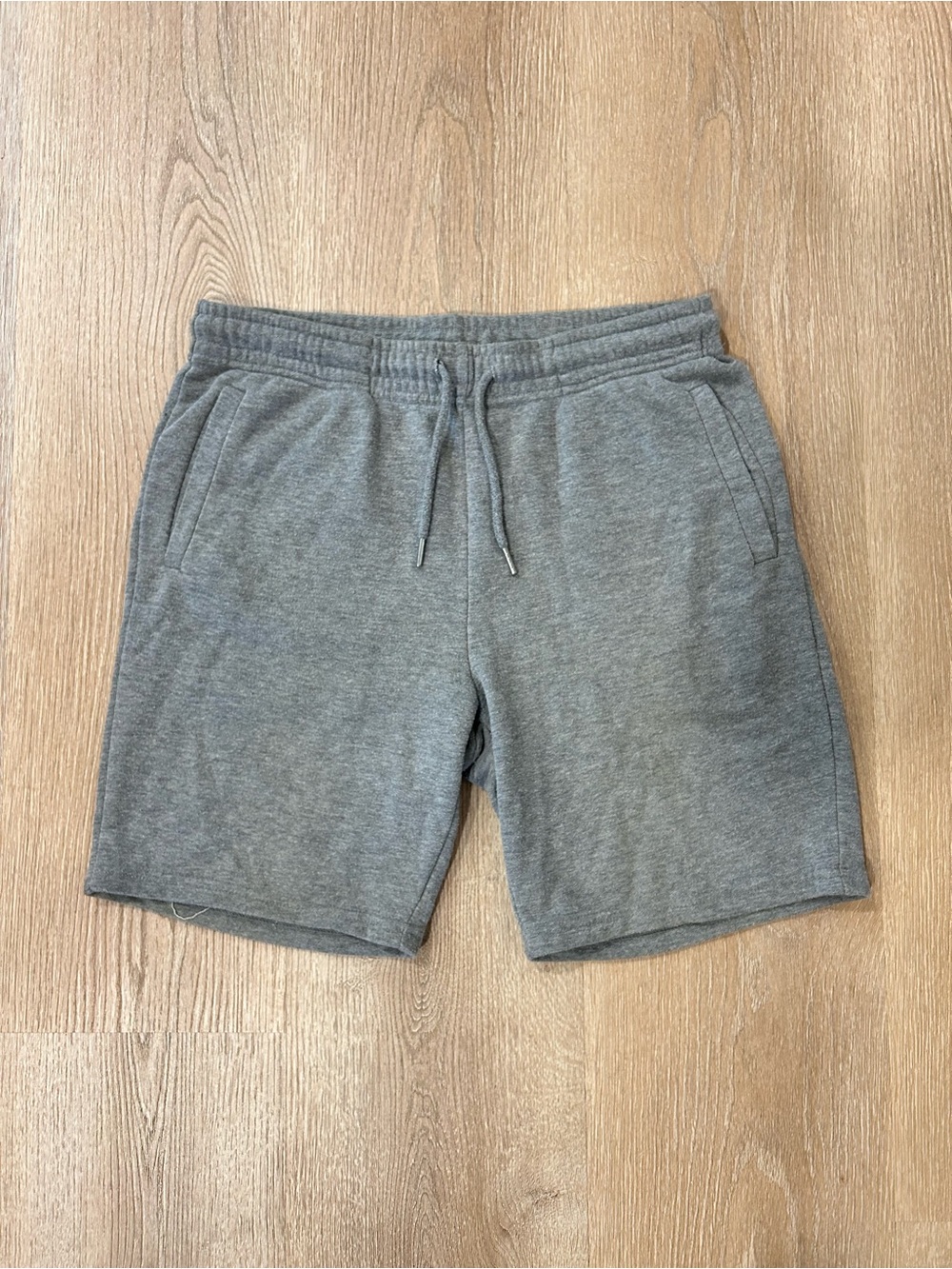 Forever 21 Men's Heather Gray Athletic Drawstring Shorts Size M